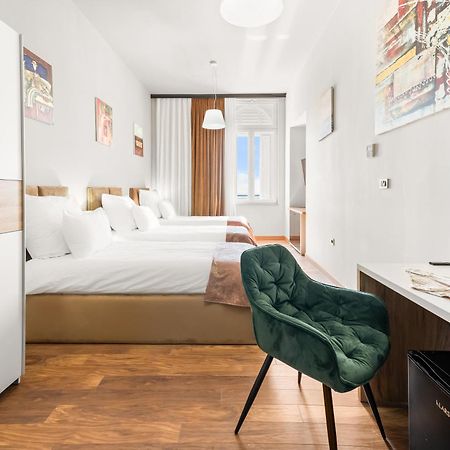Hotel Dua Residence 포레치 외부 사진