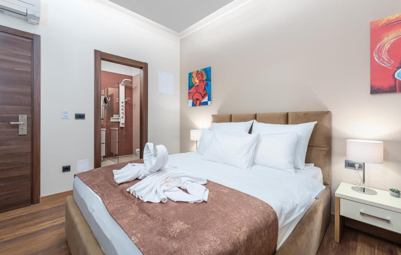 Hotel Dua Residence 포레치 외부 사진