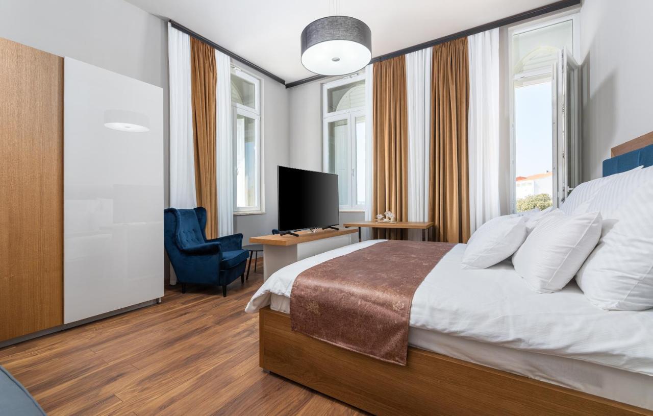 Hotel Dua Residence 포레치 외부 사진