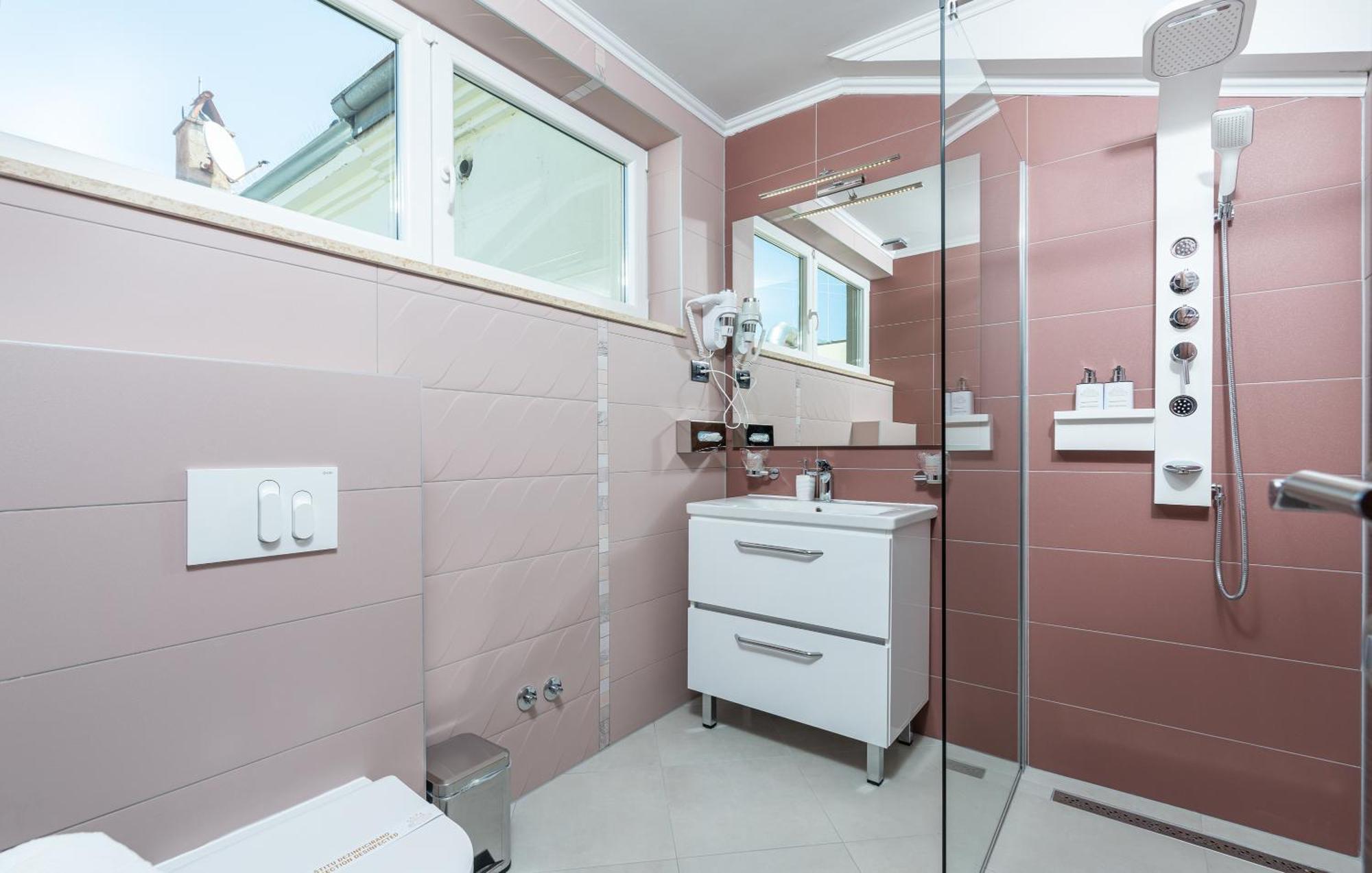 Hotel Dua Residence 포레치 객실 사진