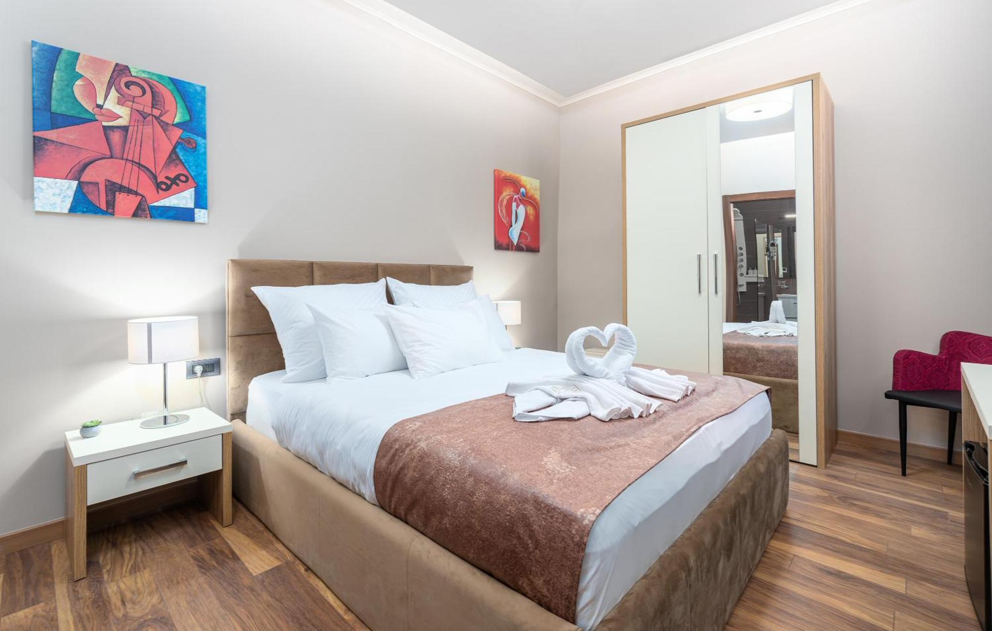 Hotel Dua Residence 포레치 외부 사진