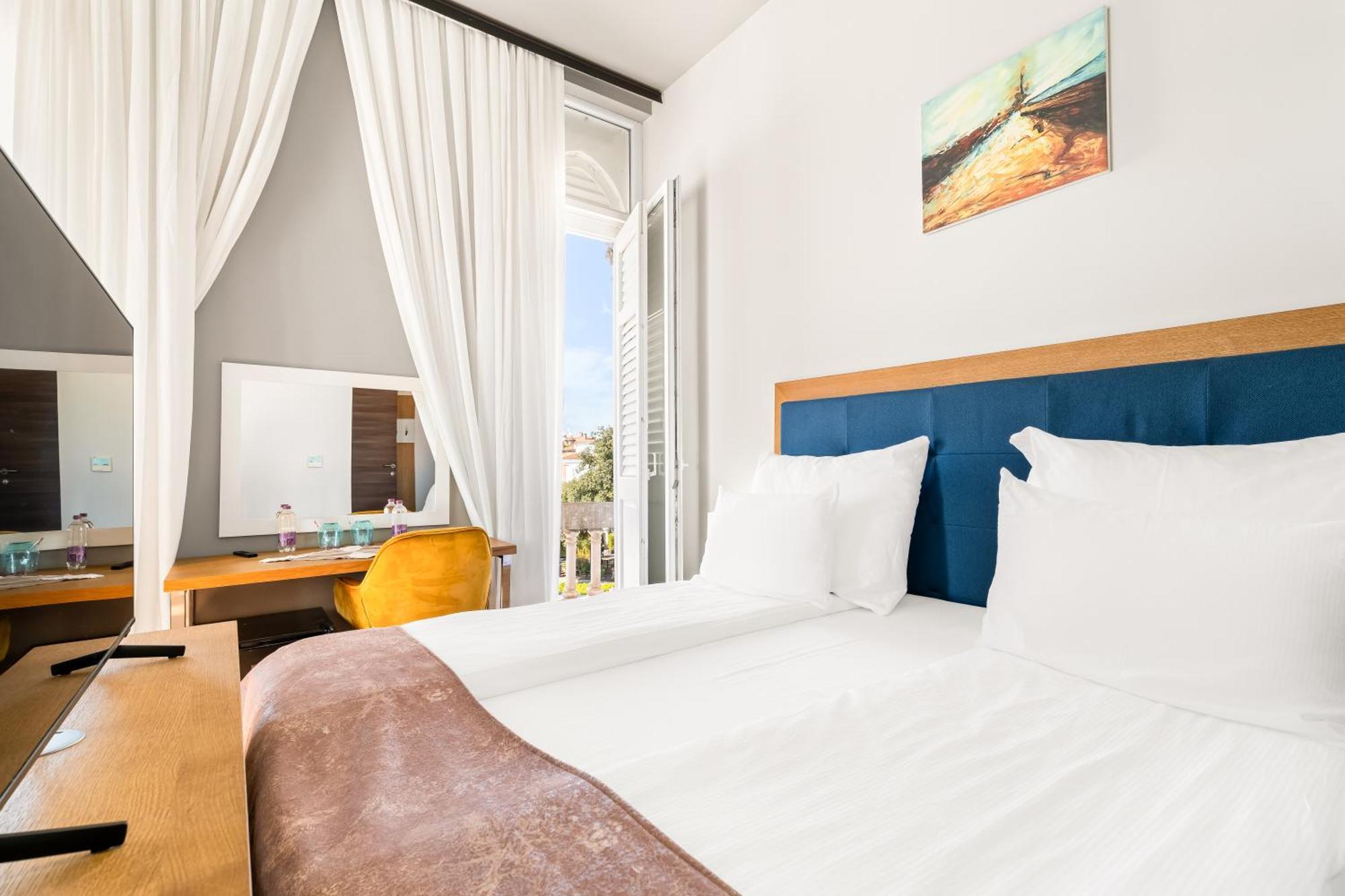 Hotel Dua Residence 포레치 외부 사진