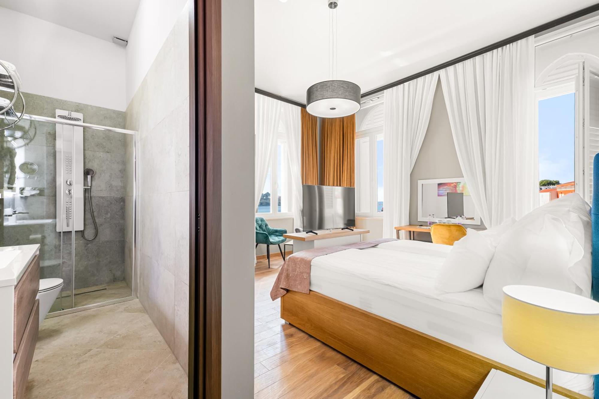 Hotel Dua Residence 포레치 외부 사진